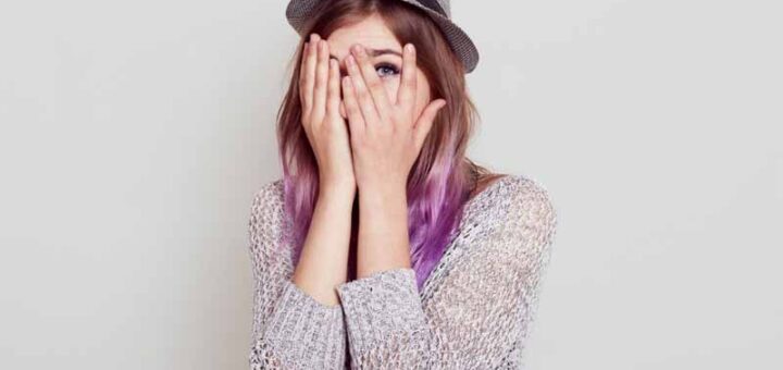 застенчивость и скромность