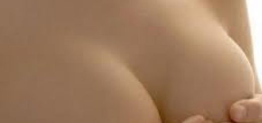 как сохранить упругость груди