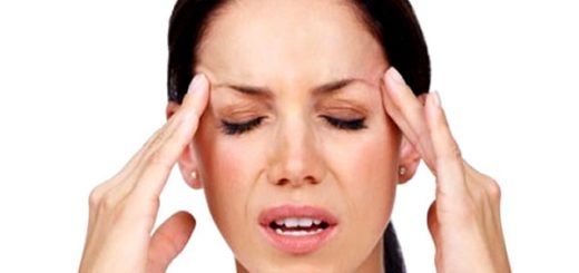 почему болит голова